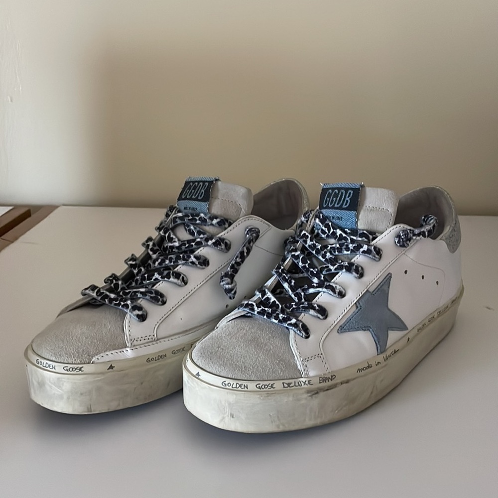GOLDEN GOOSE ⭐️ SUEDE LOW-TOP SNEAKERS